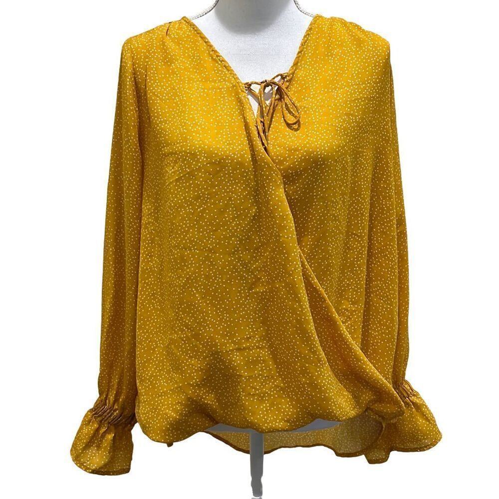 Umgee Women's S Wrap Front Long Sleeve Blouse Sunflower Yellow Polka Dots Twee